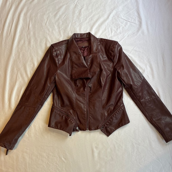 Woman’s MD Faux Leather Jacket - Picture 1 of 7